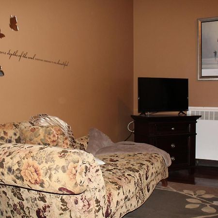 Monroe Manor Inn South Haven Δωμάτιο φωτογραφία