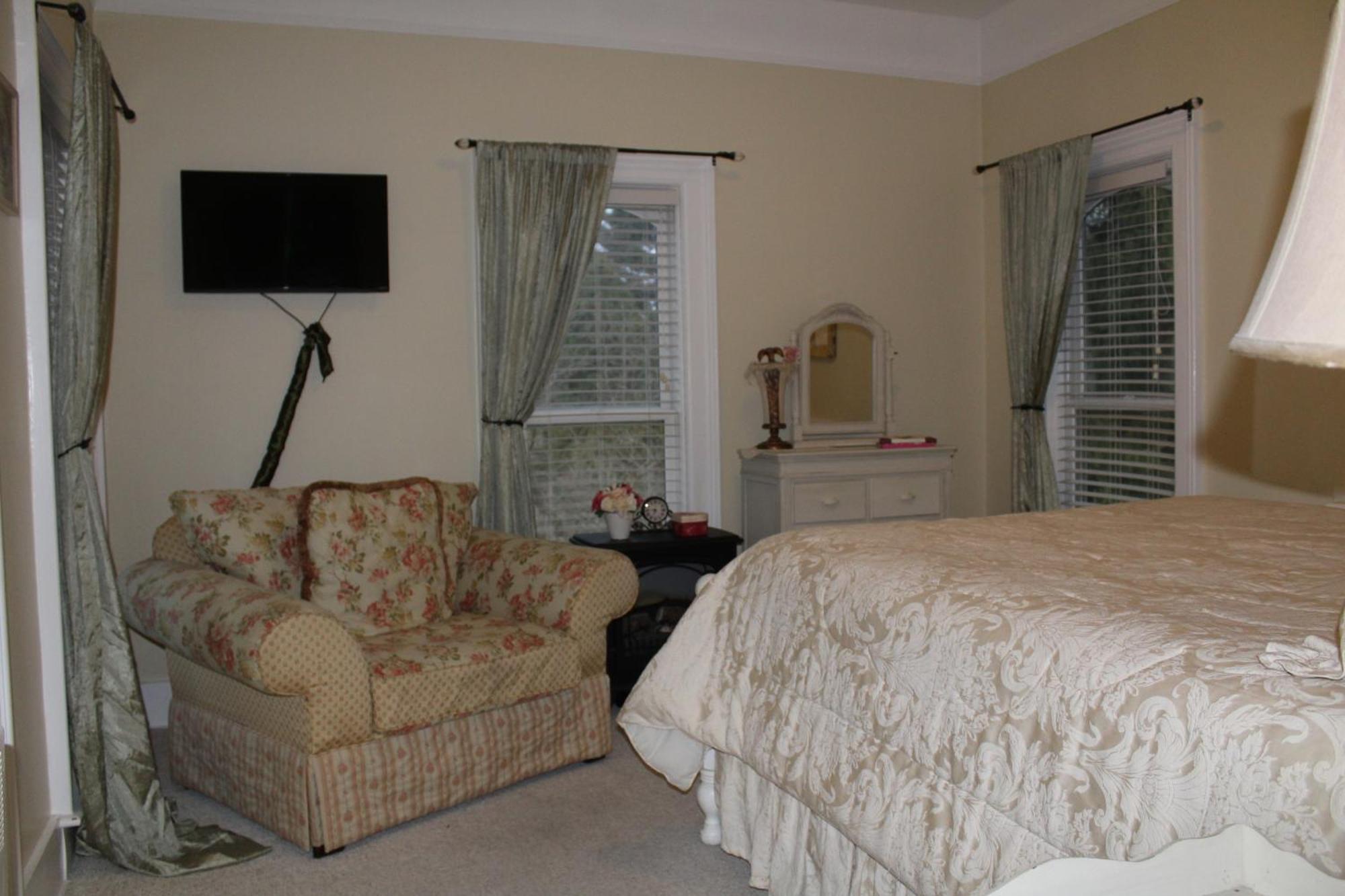 Monroe Manor Inn South Haven Δωμάτιο φωτογραφία